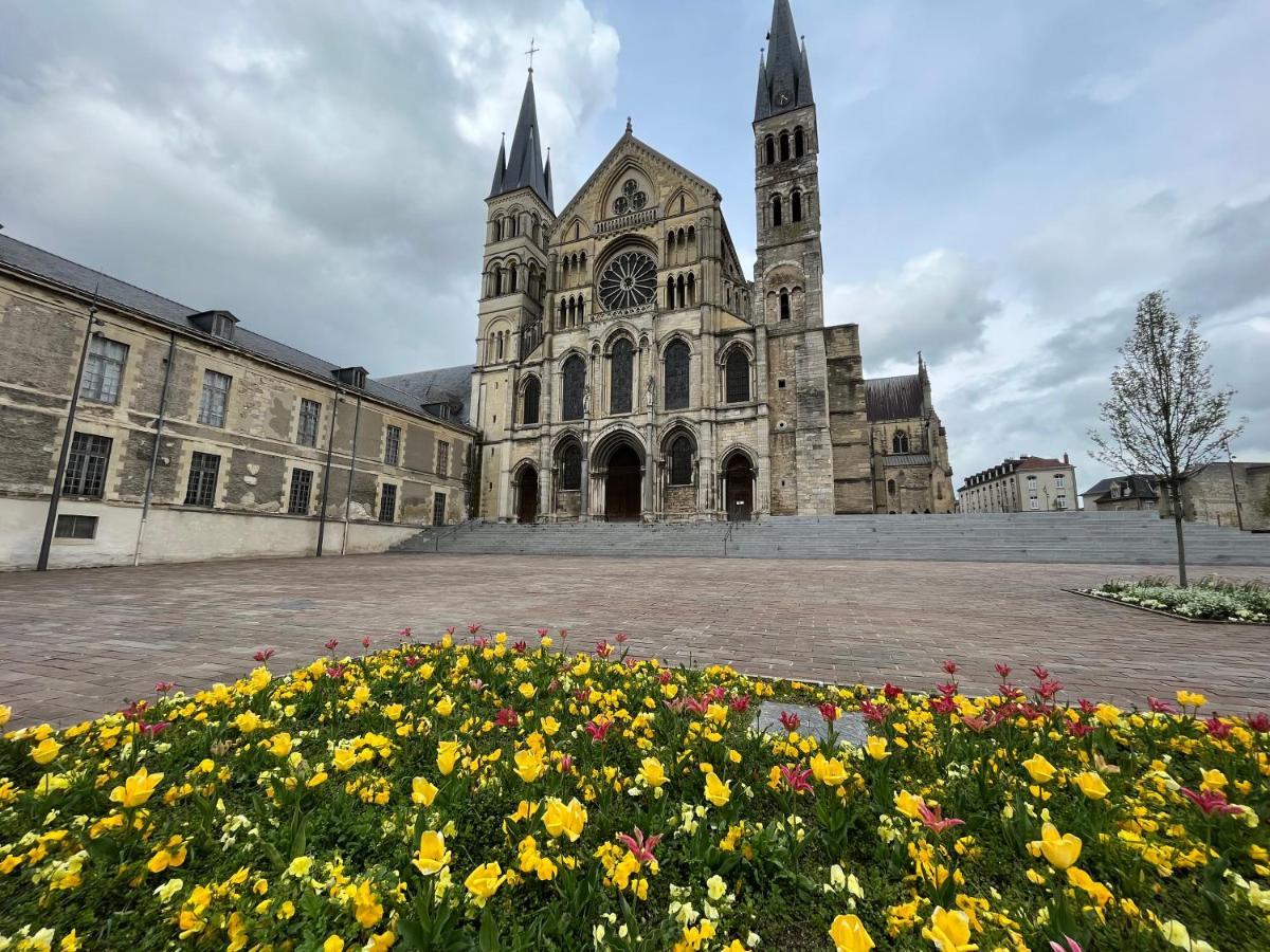 Les Rives Remoises Daire Reims Dış mekan fotoğraf
